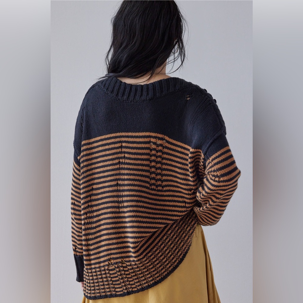 UO Jalen Grunge Boat Neck Pullover Sweater - Picture 4 of 8